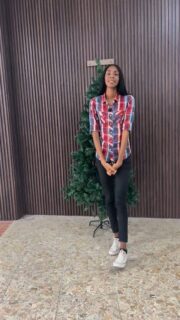 🎄 1. “Decorando el Arbolito Navideño de la Fábrica: ¡Así Comienza la Magia de la Navidad!”
Hashtags:
#NavidadEnLaFábrica #DecoraciónNavideña #ChristmasVibes #AmbienteFestivo #ArbolitoNavideño #TeamWork #HolidaySeason